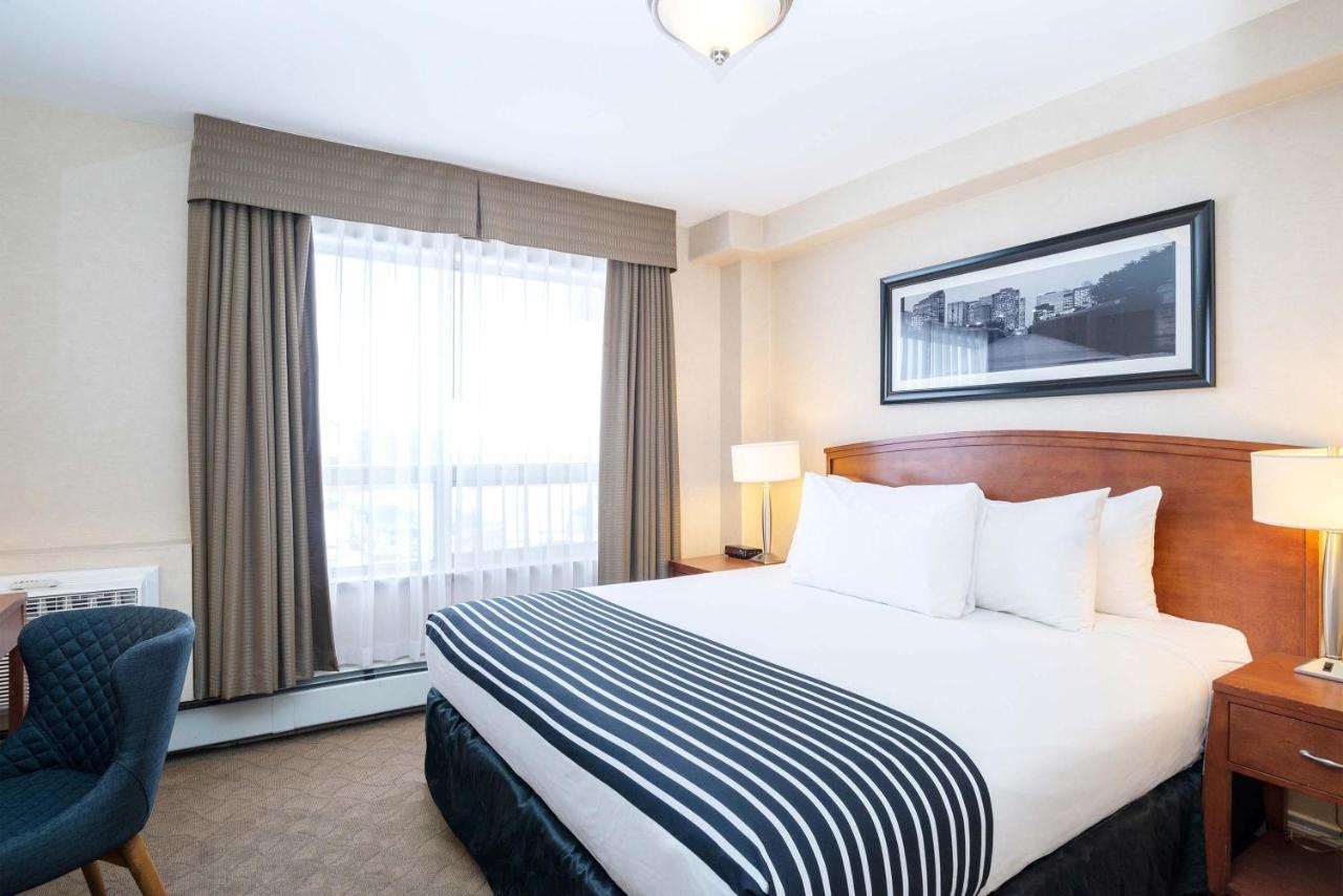 Hotel Sandman & West 3*