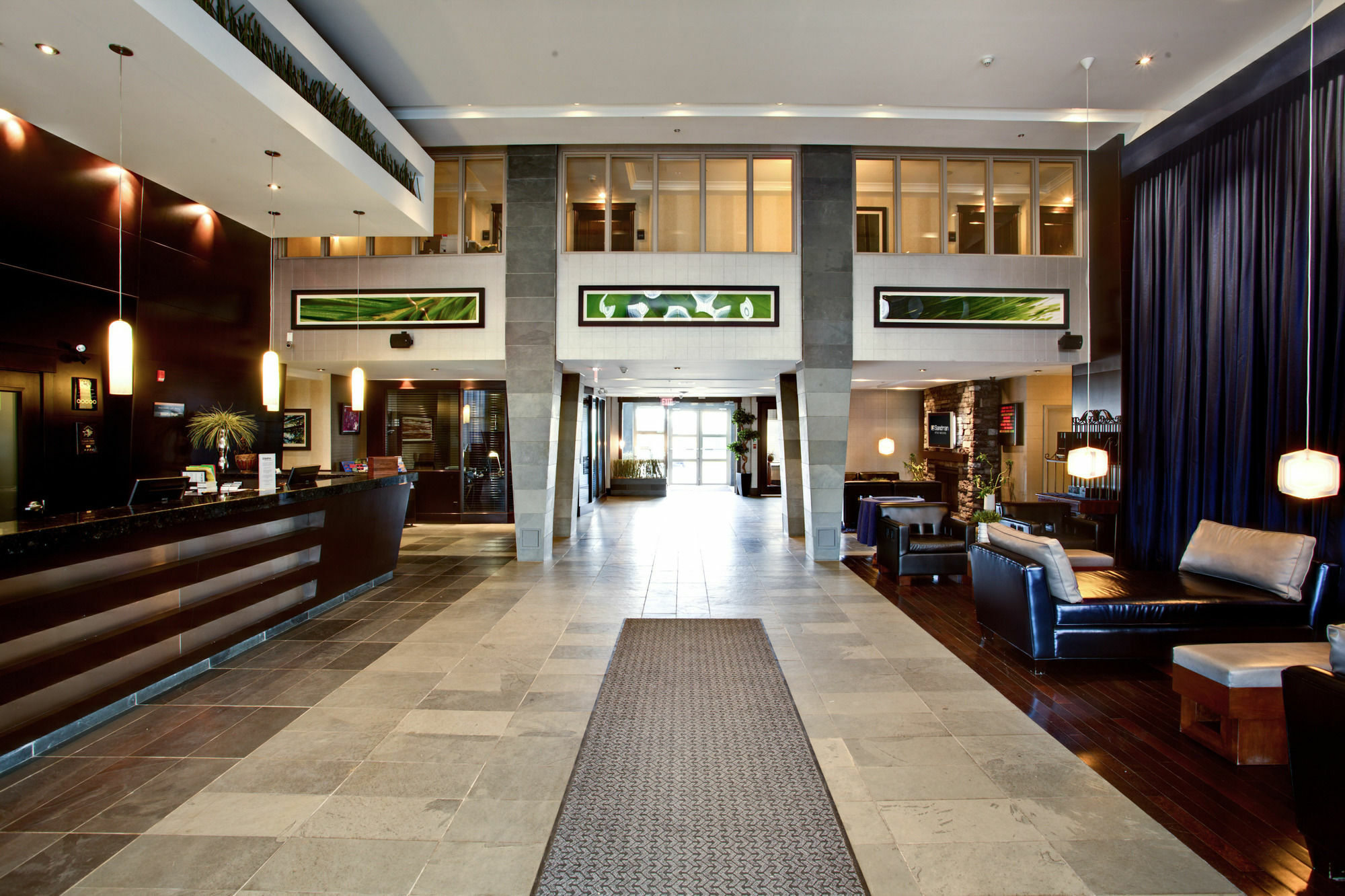 Hotel Sandman & West 3*